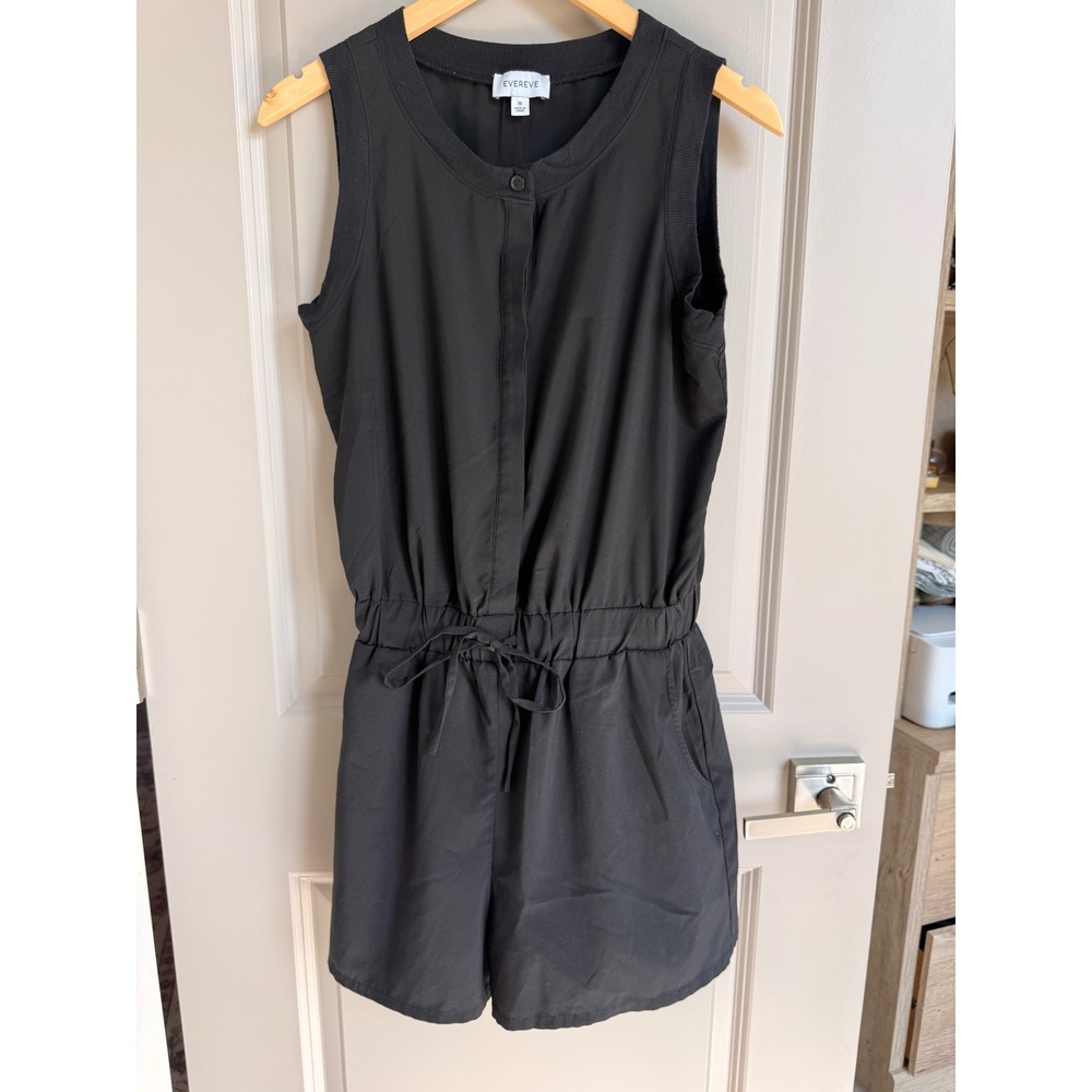 Evereve Womens Black Sleeveless Hidden Button Front Drawstring Waist Romper M